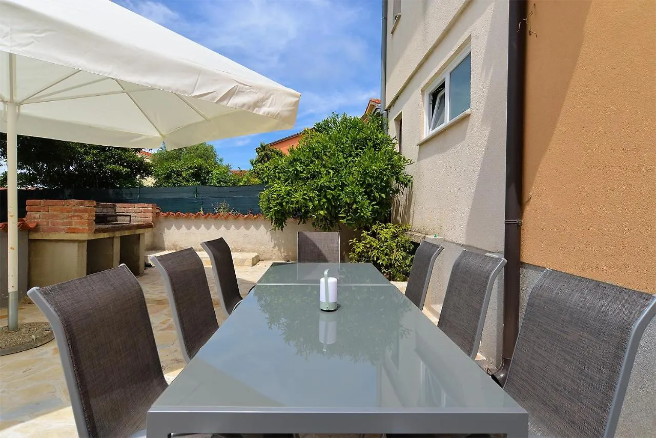 House Dragan 1231 0*, Pula Croatia