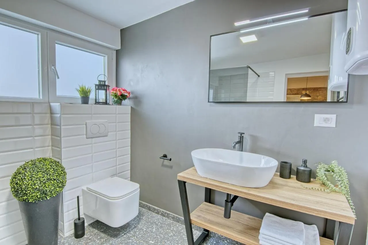 House Dragan 1231